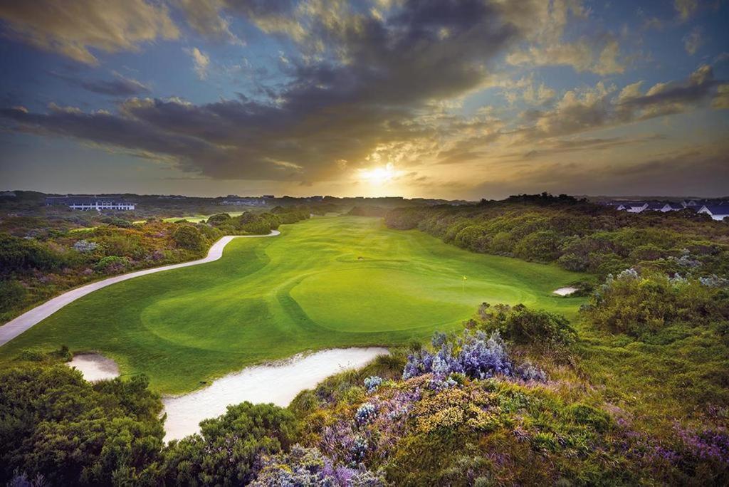 St Francis Golf Lodge Сент-Френсис-Бей Экстерьер фото